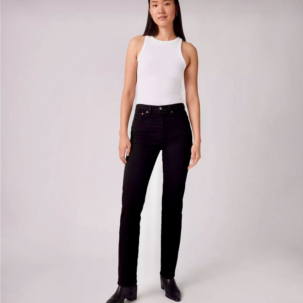 Levi's Women's Wedgie Straight